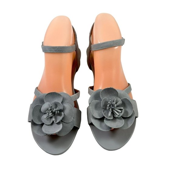 Clarks Artisan Sandals Parram Stella Blue Gray Nubuck Shoes Size 6.5 M Rosette - Picture 3 of 10